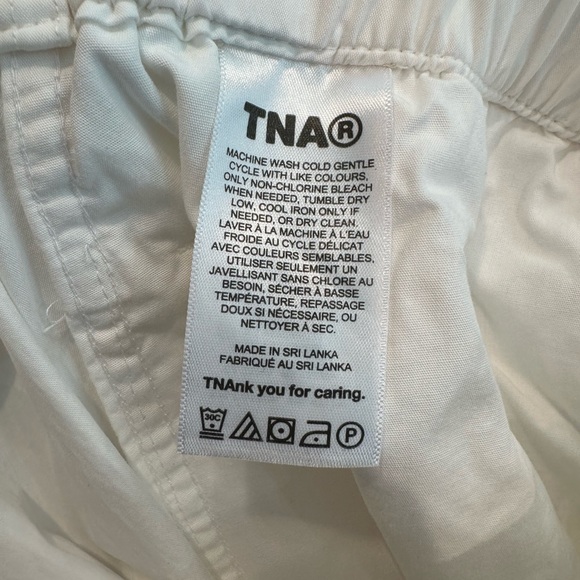 Aritizia TNA Swuad Cargo midi skirt size S white - Picture 7 of 7